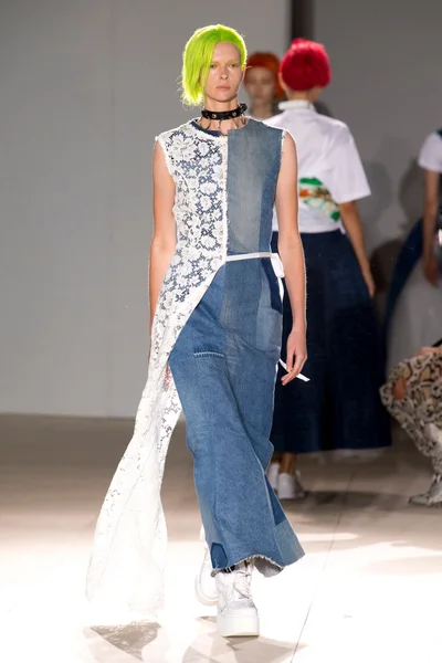Look 37